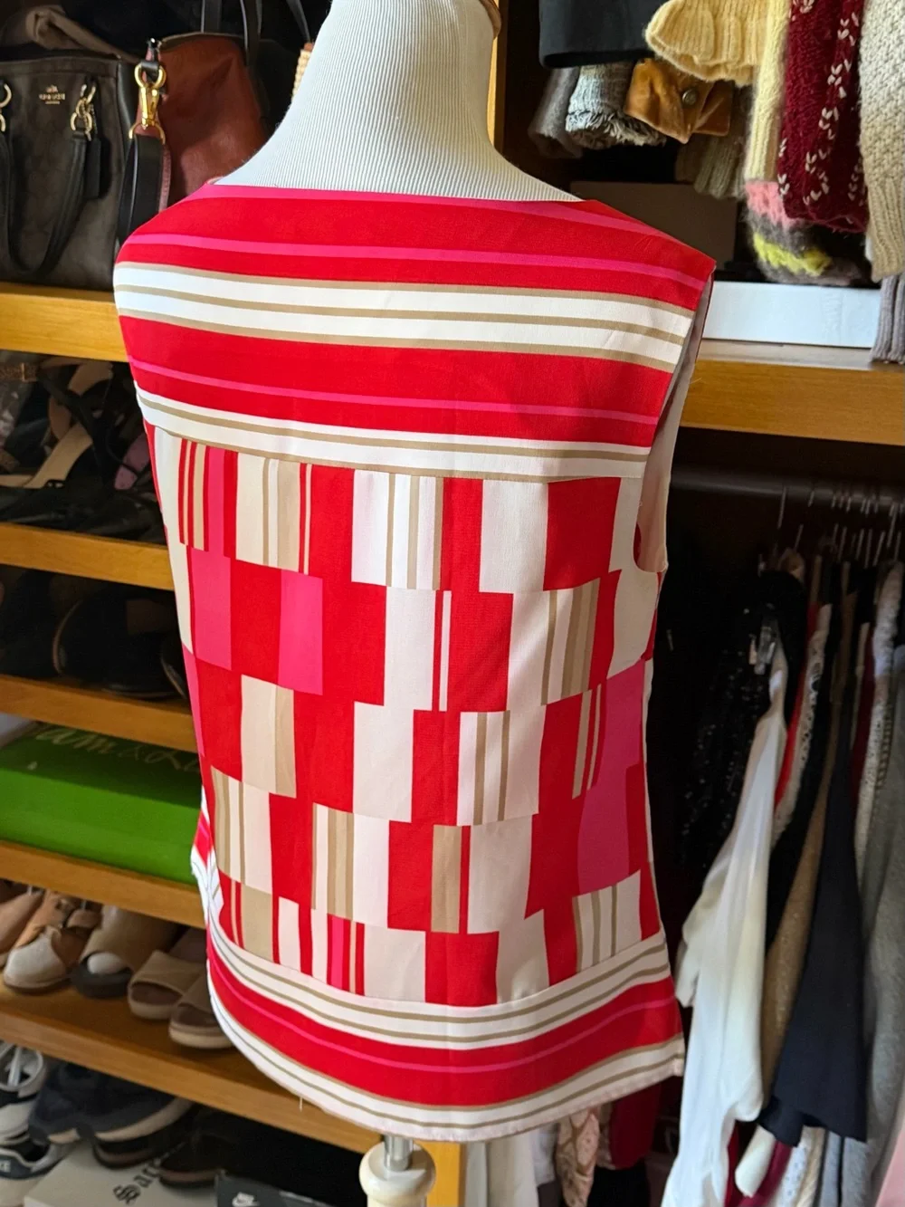 🎉5/$20🎉COLDWATER CREEK Geo-Print Sleeveless Shell